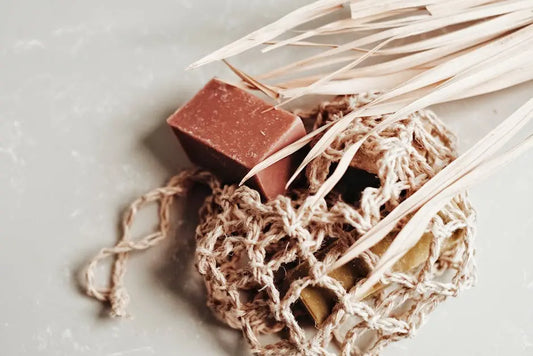 9 Tips for Choosing the Perfect Vegan Lip Balm for Your Lips
